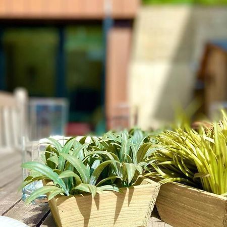 Mikka Devesa Apartment Incles Ngoại thất bức ảnh