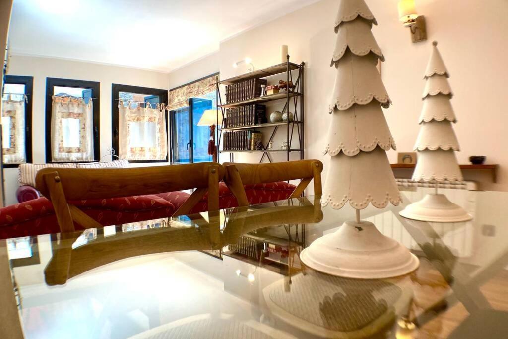 Mikka Devesa Apartment Incles Ngoại thất bức ảnh