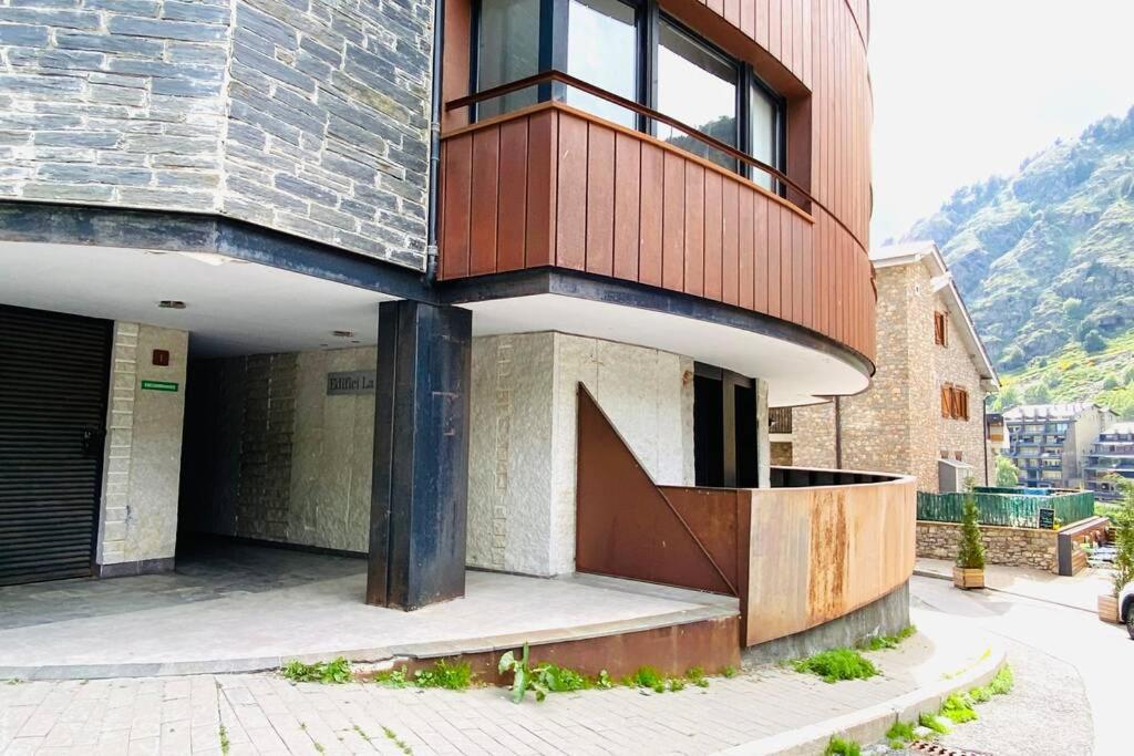 Mikka Devesa Apartment Incles Ngoại thất bức ảnh